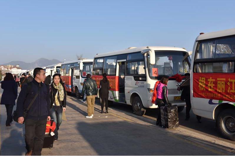 “嘉和爱心车·温暖回家路”大型公益活动浓情启动