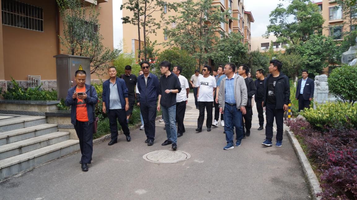 政协香格里拉市委员会到嘉和家园小区参观考察
